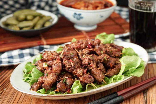 Thịt Bò Xiên Chiên Cay