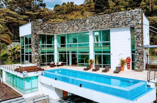 Casa Hollywood 10 Beds