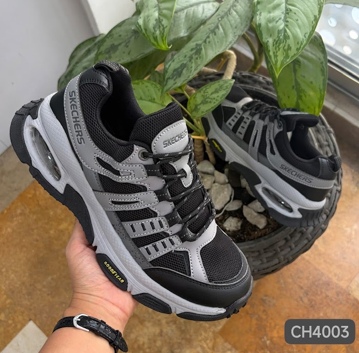 Skechers Goodyear