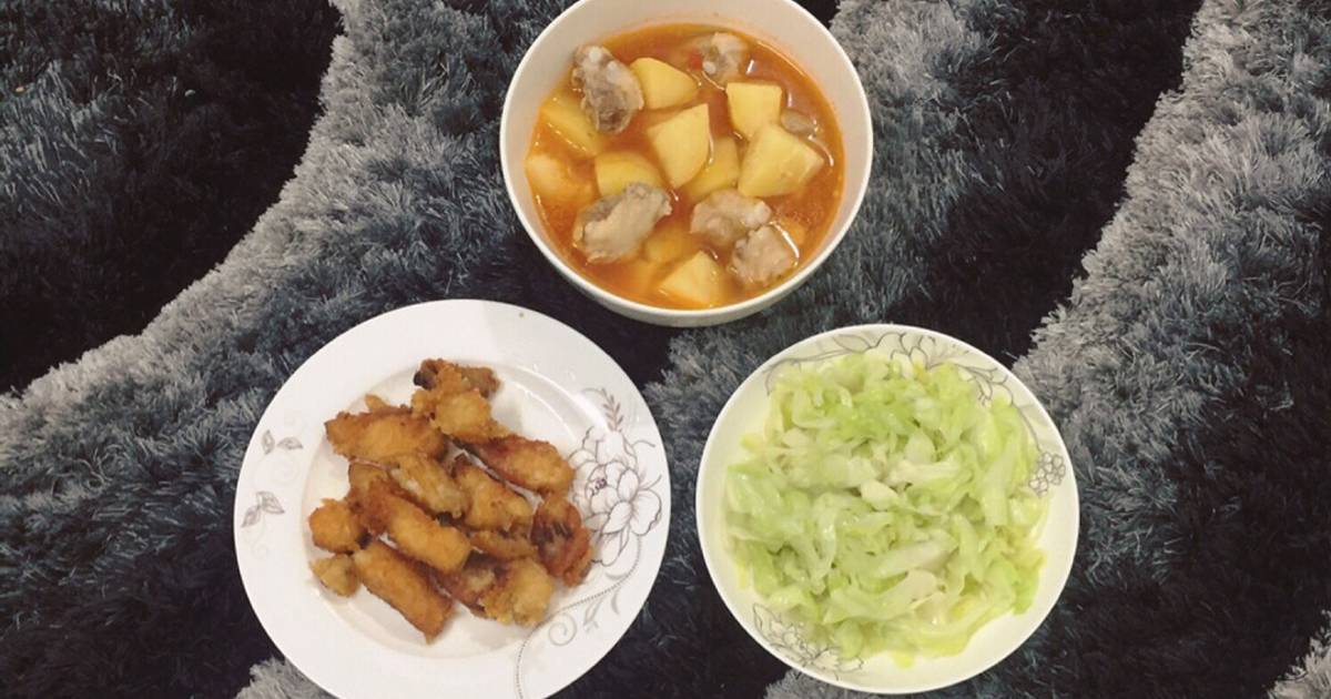 Cá diêu hồng sát muối chiên giòn
Canh khoai tây sườn sụn
Bắp cải xào