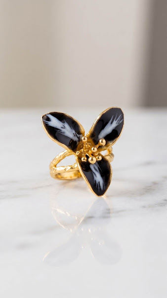 Rings piece image
