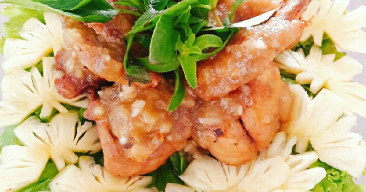 Đùi gà sauce khóm