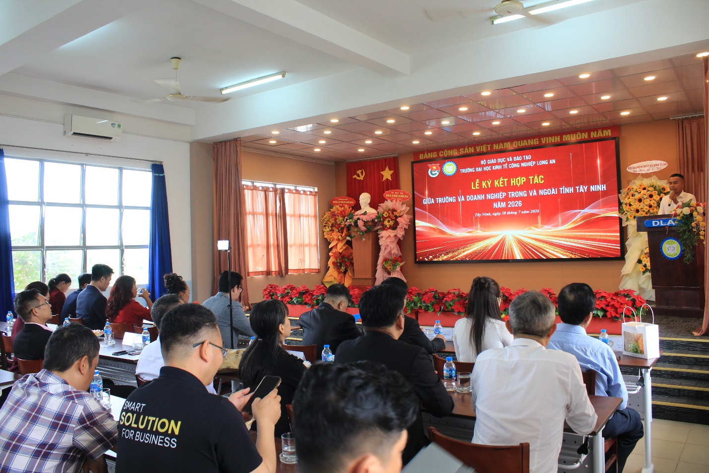 Toàn cảnh chương trình