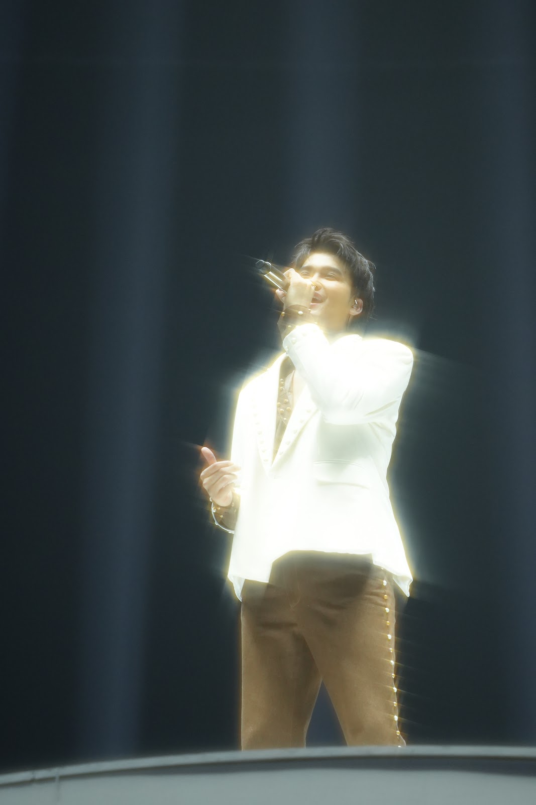 “นนท์ ธนนท์” เสิร์ฟเวที 360° กลางอิมแพคปิดฉาก  “ARENA ENCORE” พร้อมประกาศ EP.04 ปีหน้า “จัดร้อนหน่อยนะครับ” เตรียมบุก “ราชมังฯ” ภาพที่ 50