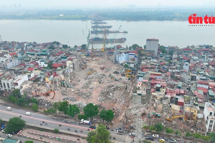 Hà Nội tăng tốc giải phóng mặt bằng thi công cầu Trần Hưng Đạo - Báo Tin Tức TTXVN