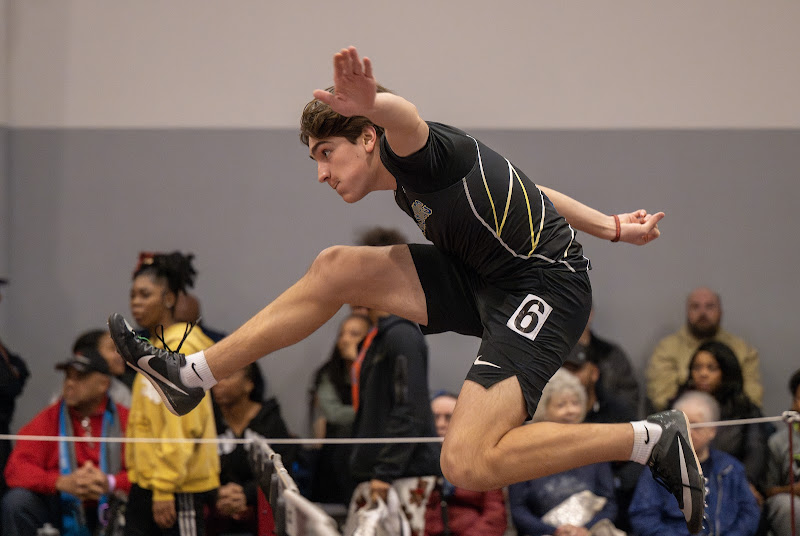 Photo from HS: Indoor Track & Field of Matthieu Girardeau-Montaut