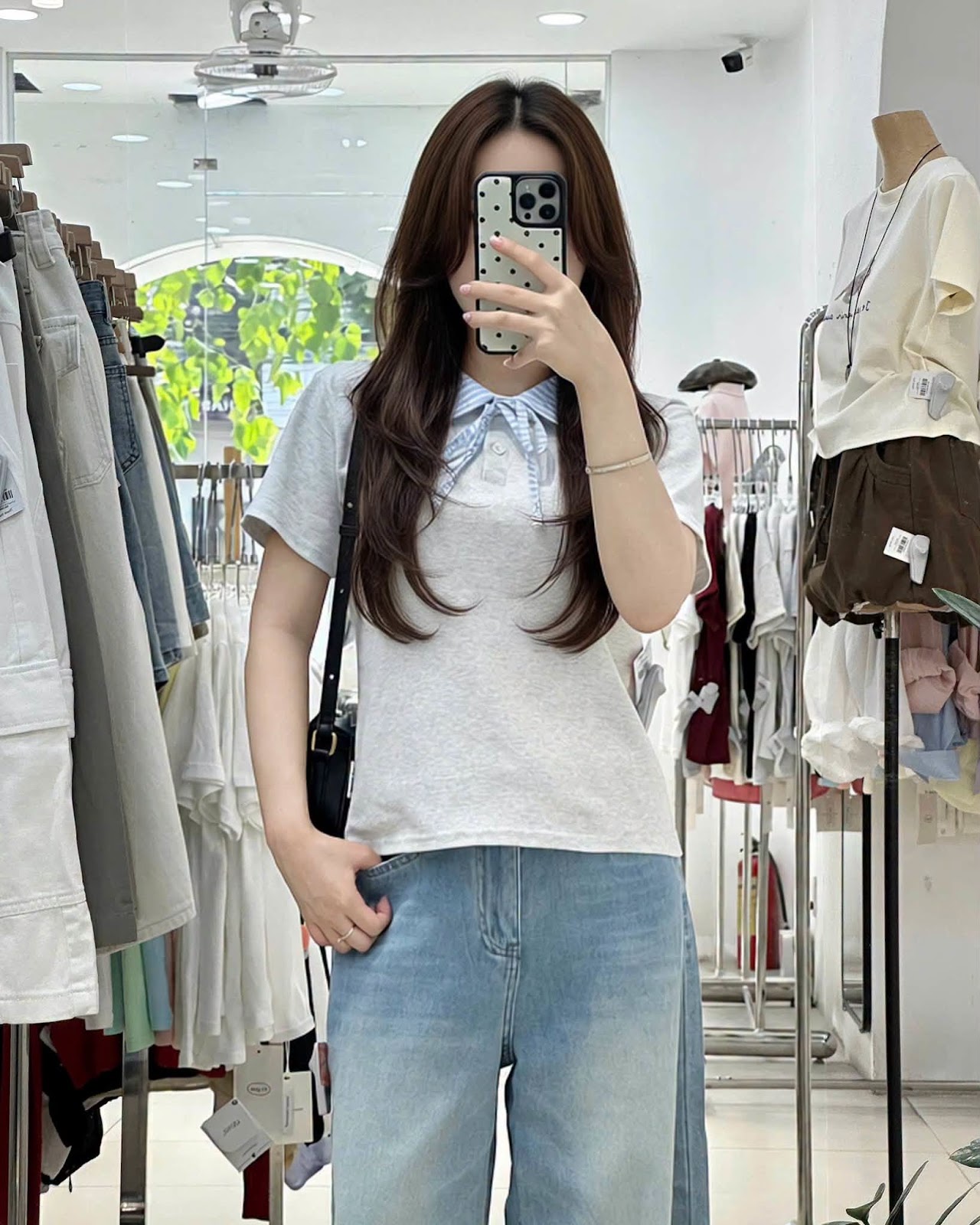 Áo thun polo cổ sọc thêu chữ little XONXEN SHOP mã 392448 – Image 2