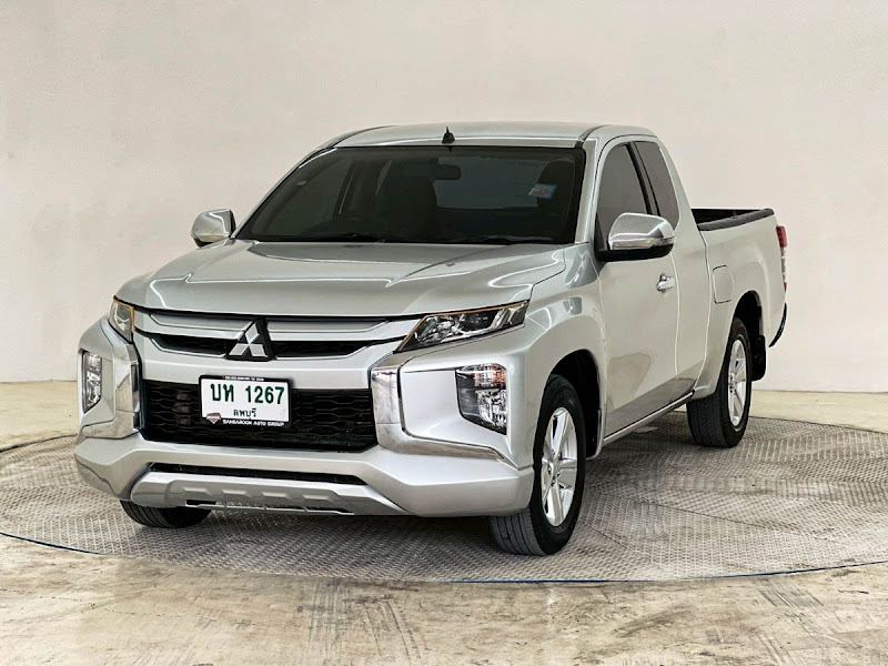 MITSUBISHI TRITON