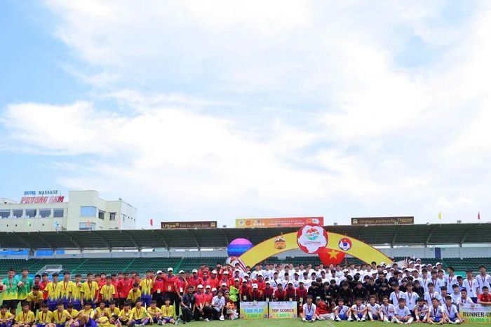 Festival Bóng đá Quốc tế U14 Gia Lai 2026 khép lại đầy cảm xúc - Báo Gia Lai