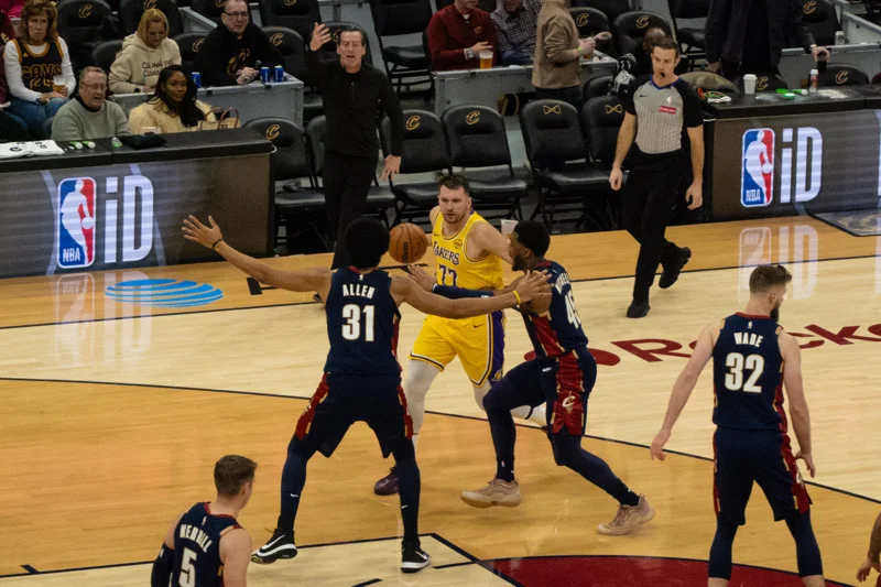 Luka Dončić (No. 77) with the Lakers at Cleveland, Jan. 28, 2026