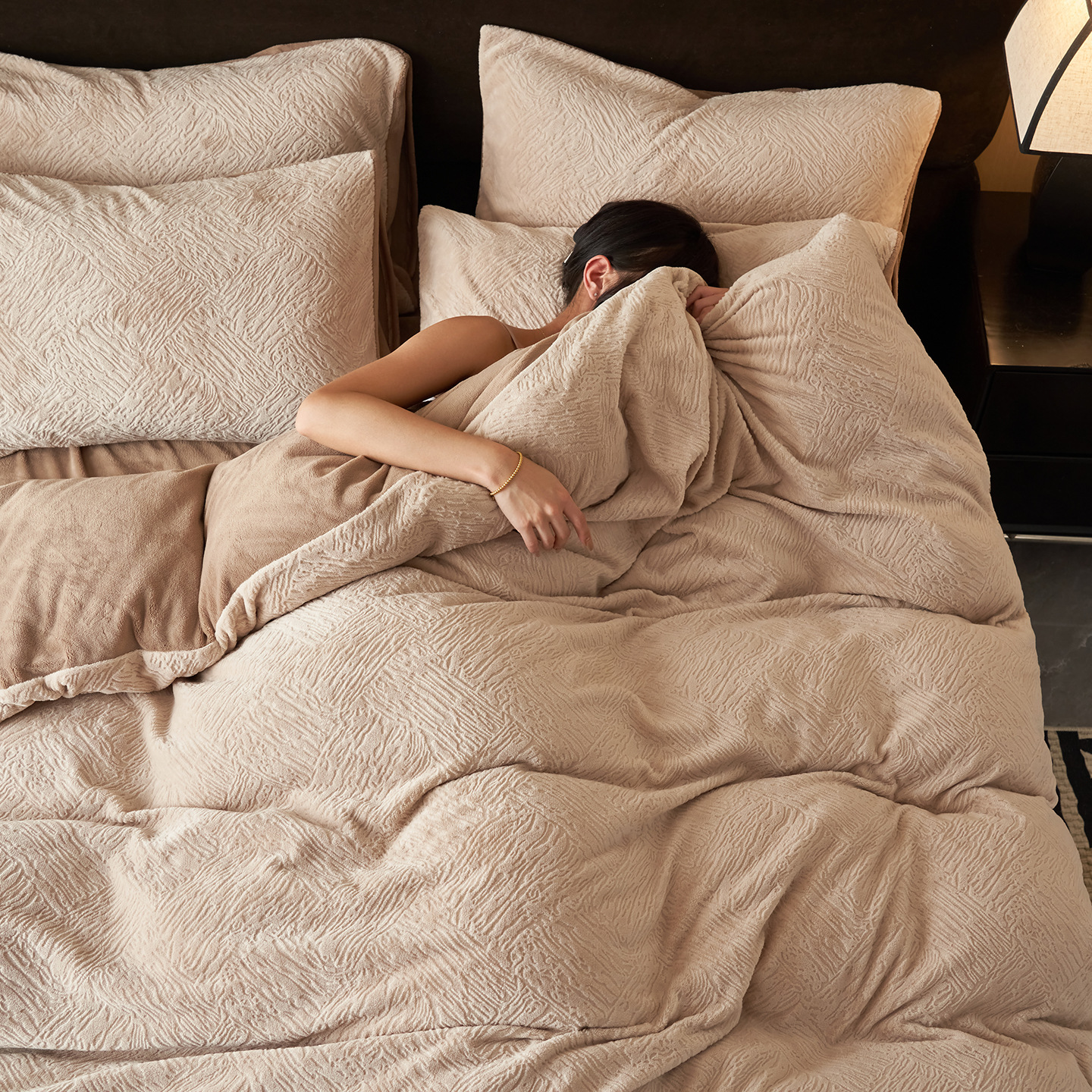 Winter bedding set, milk fiber fleece, geometric pattern
