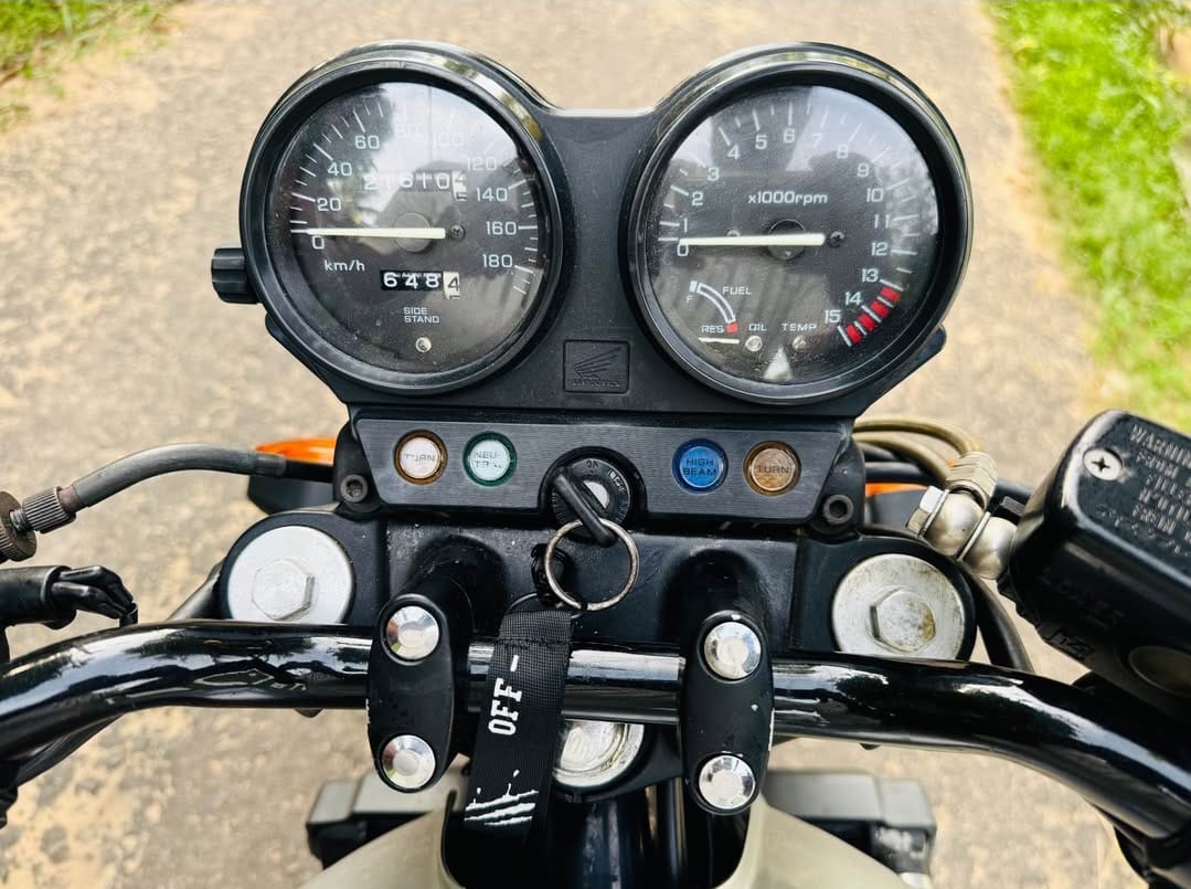 CB400 Version R gallery