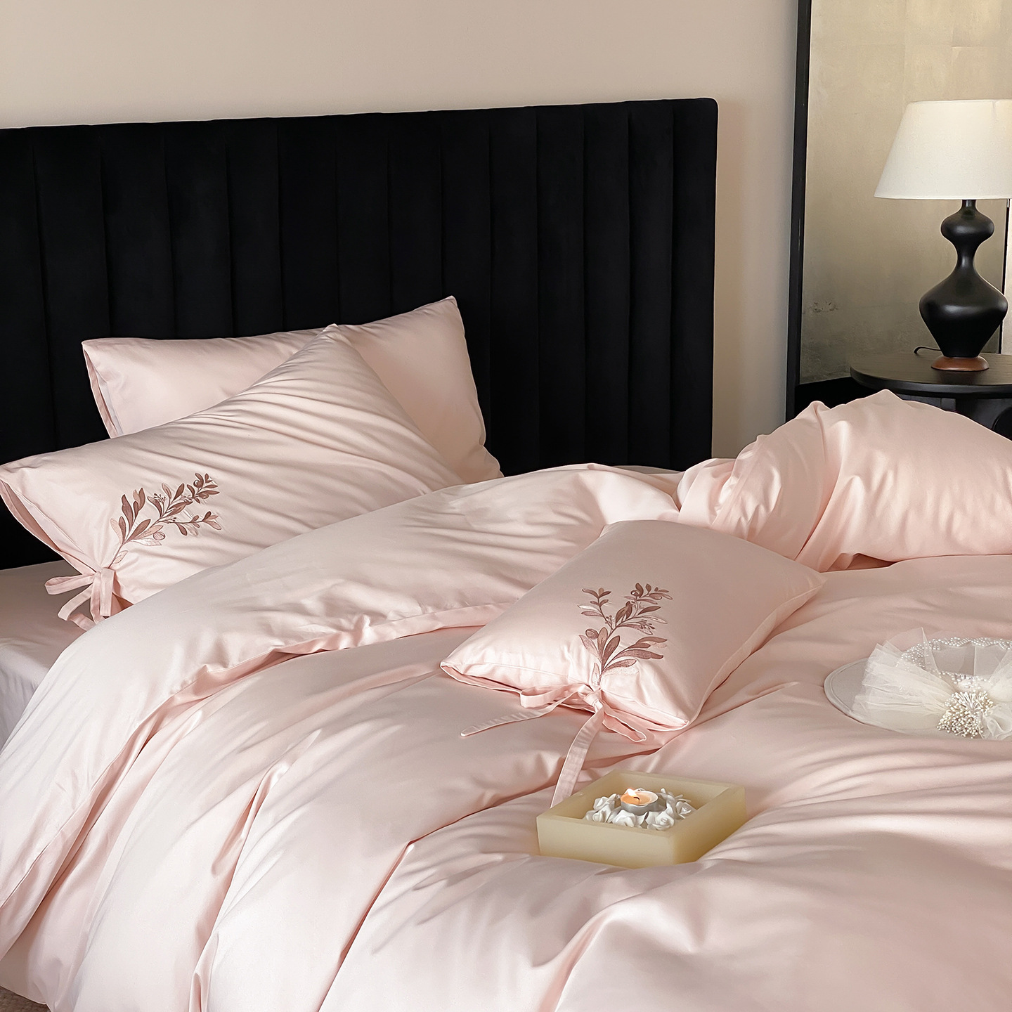 Embroidered cotton bedding with floral pattern