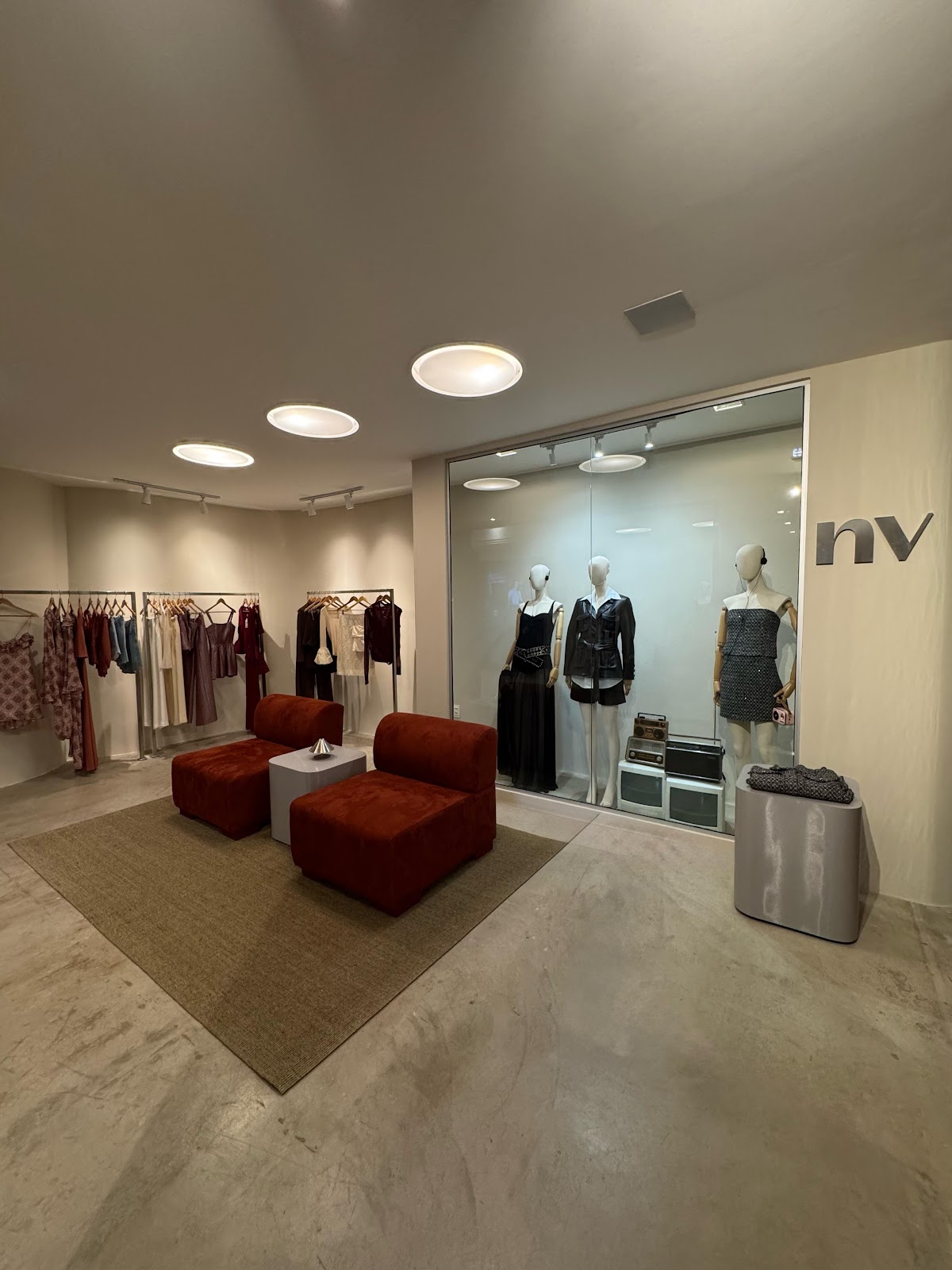 Espaço Nati Vozza no showroom Low Profile + Dreams