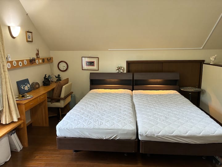 3F Bedroom & Balcony View