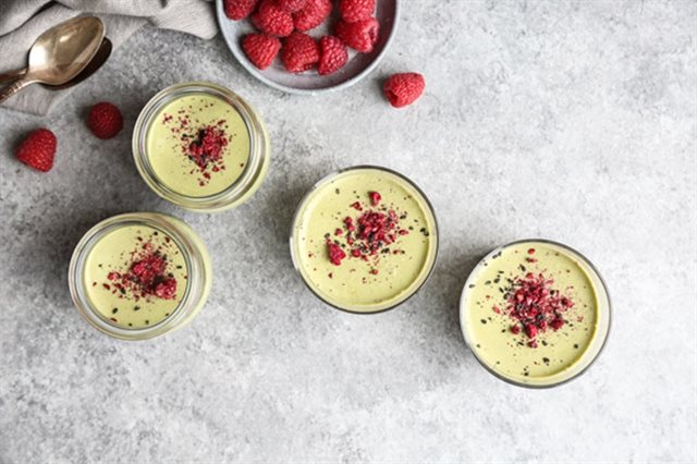 Panna Cotta Trà Xanh Mâm Xôi