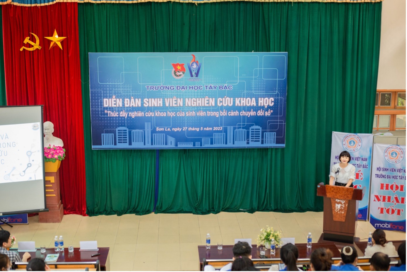 Đoàn Thanh niên - Hội Sinh viên Trường Đại học Tây Bắc tổ chức Diễn đàn sinh viên nghiên cứu khoa học với chủ đề "Thúc đẩy nghiên cứu khoa học của sinh viên trong bối cảnh chuyển đổi số"