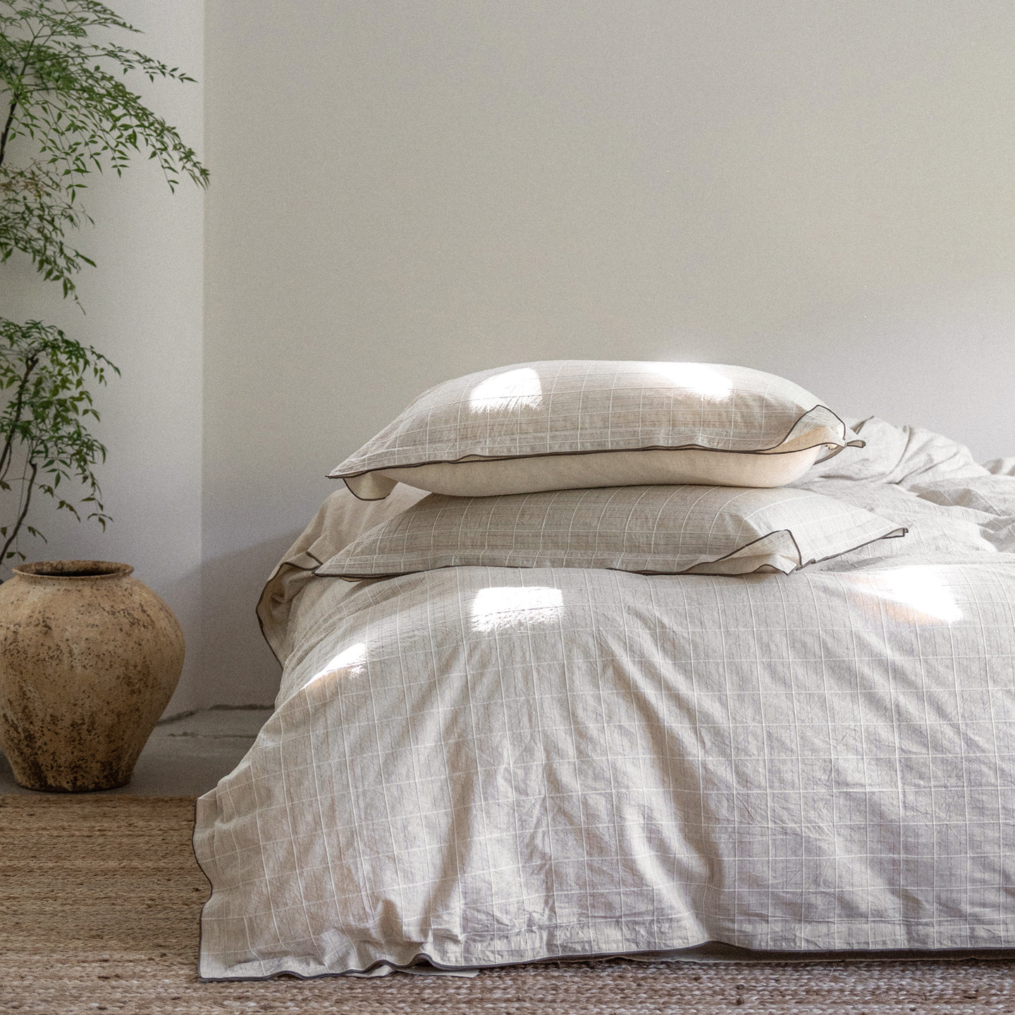 Cotton-Linen Bedding, 4-Piece, Woven Pattern