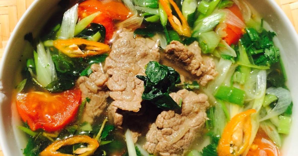 Bún bò rau răm