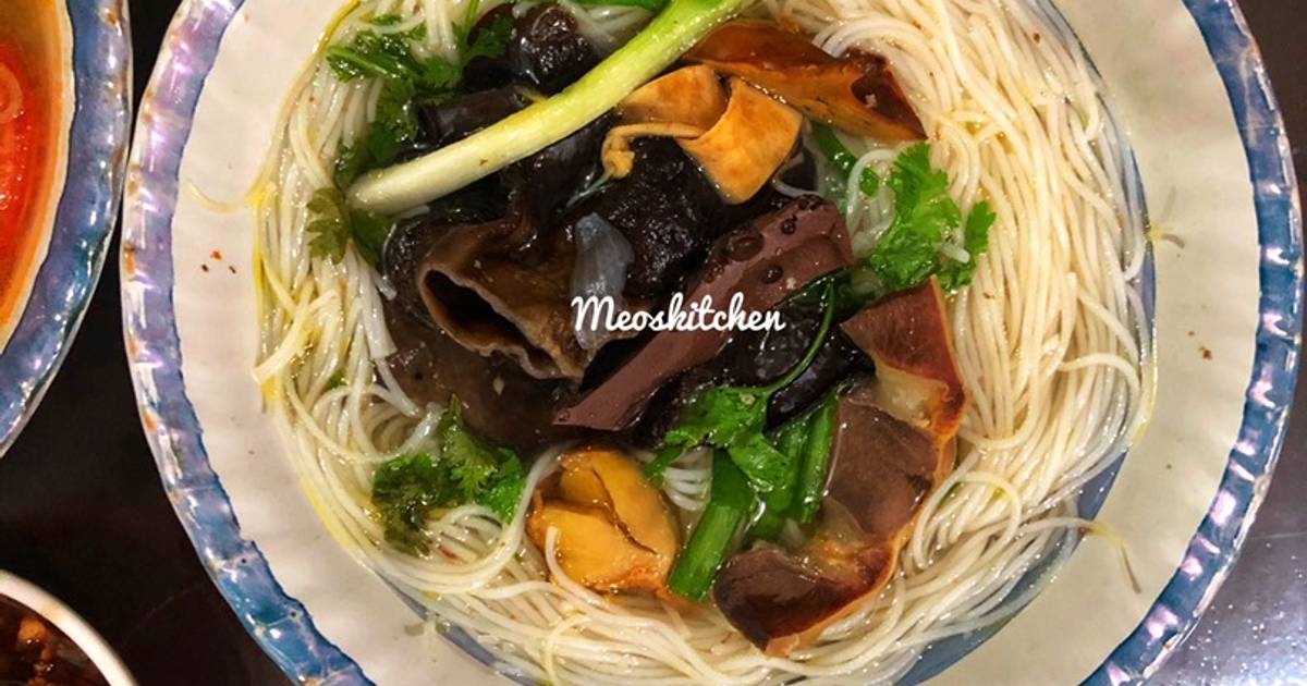 Canh Lòng Gà Bún Khô