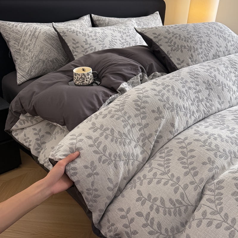 Three-layer cotton muslin bed linen set
