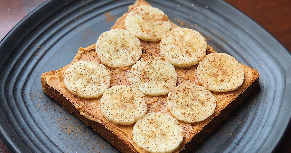 Toast chuối và bơ đậu phộng
