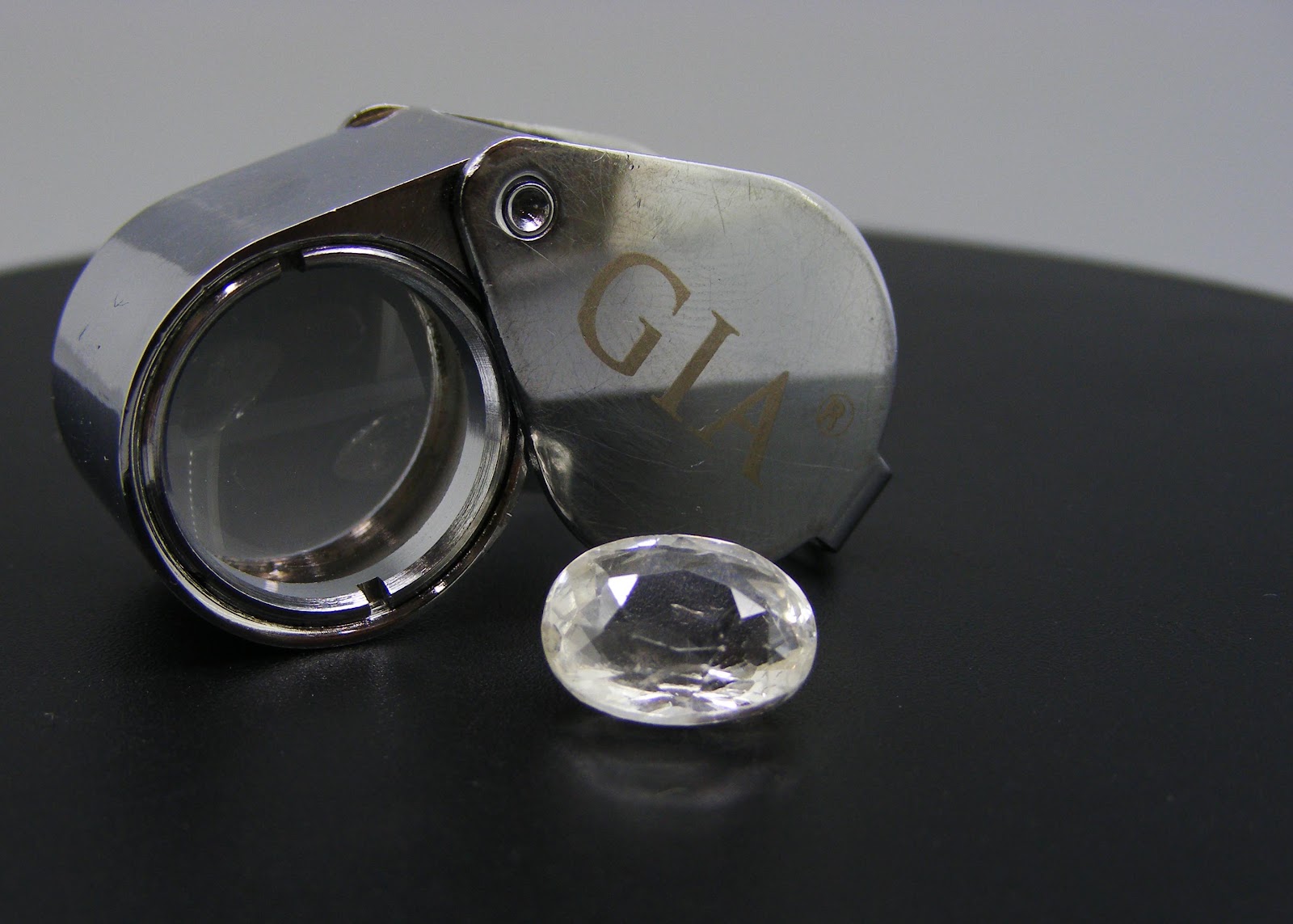 Natural white Sapphire