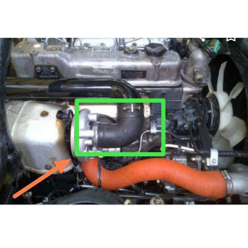 Selang Turbo Canter Original Mitsubishi ME413048 untuk Kinerja Optimal