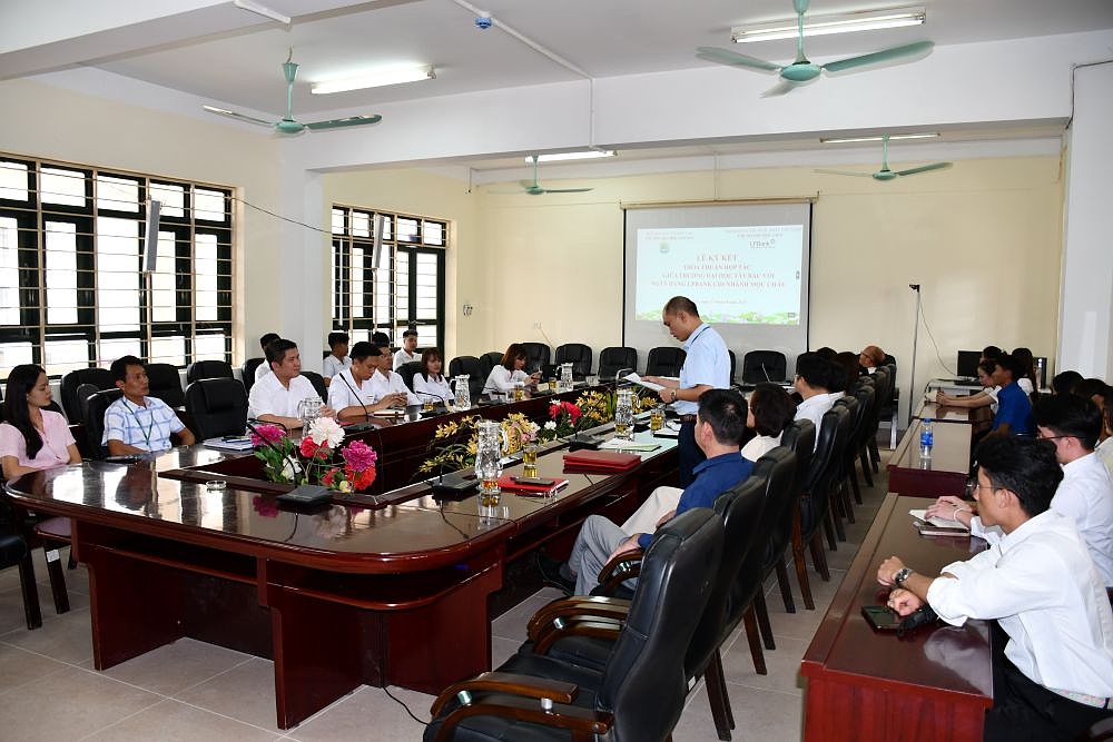 Lễ ký kết hợp tác giữa Trường Đại học Tây Bắc với Ngân hàng TMCP Lộc Phát Việt Nam (LPBank) - Chi nhánh Mộc Châu