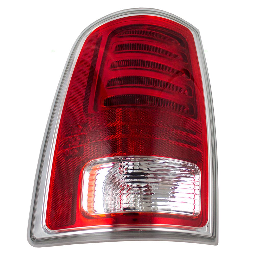 Фонарь задний правый Chrysler #68093078AC для 13-18 Ram 1500
