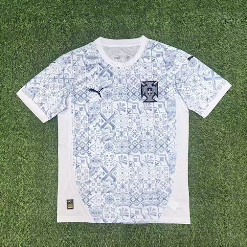 25-26 Portugal Edición Especial Azul con Blanco.jpeg