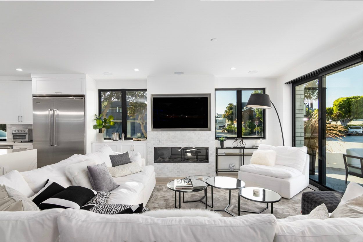 Newport Beach, California, USA — 4-Bed Villa With Hot Tub 3