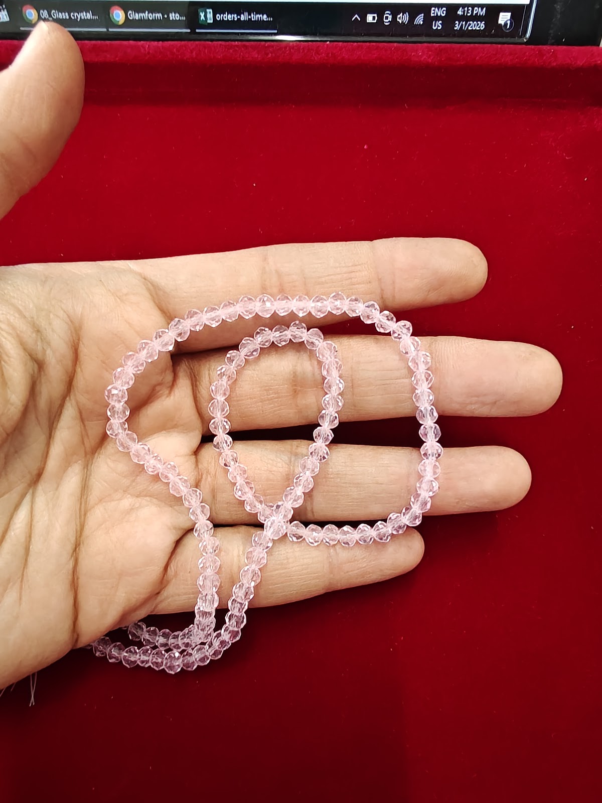 Baby pink crystal 4 mm 1 line