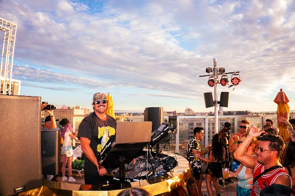 DJ Susan - Labor Day Weekend Pool Party photo 49