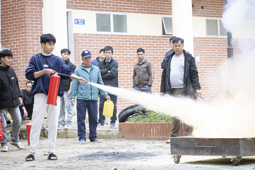 Trường Đại học Tây Bắc tổ chức thành công Chương trình huấn luyện, bồi dưỡng nghiệp vụ, thực tập phương án chữa cháy và cứu nạn, cứu hộ