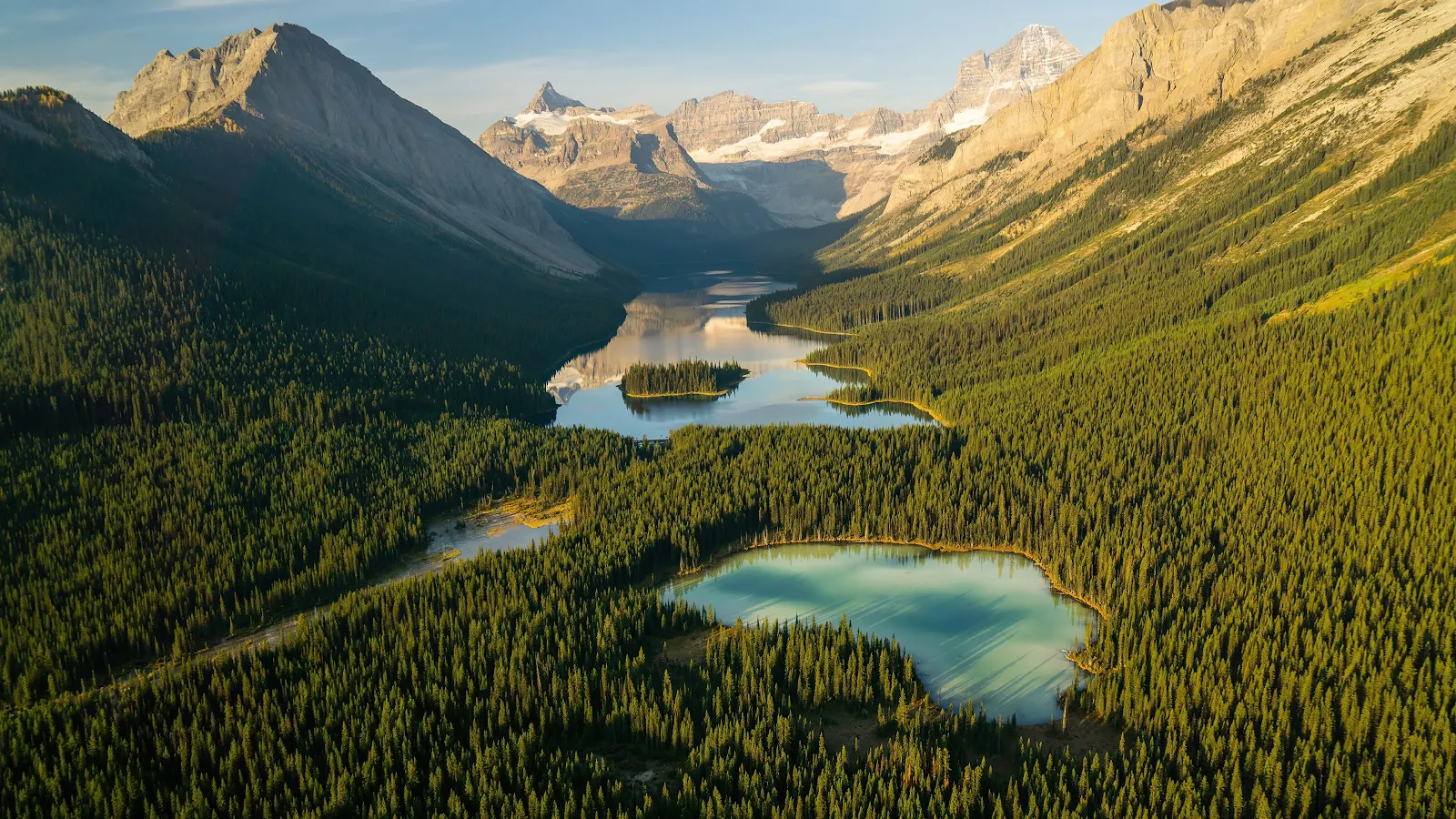 A Stunning Nature, Landscape, Mountains, Forest, Lake 4K Desktop and Mobile Wallpaper Background (3840x2160)