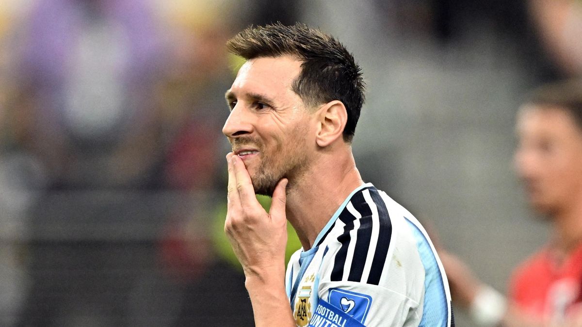 Báo Bồ Đào Nha gọi Messi là 'nhà vua mới' - Tạp chí Tri thức