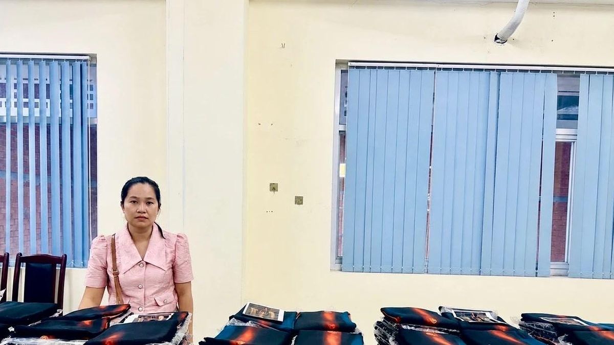 Khởi tố chủ thương hiệu 'Vải áo dài Đất Lành' dùng AI sao chép thiết kế - Báo Công An Nhân Dân