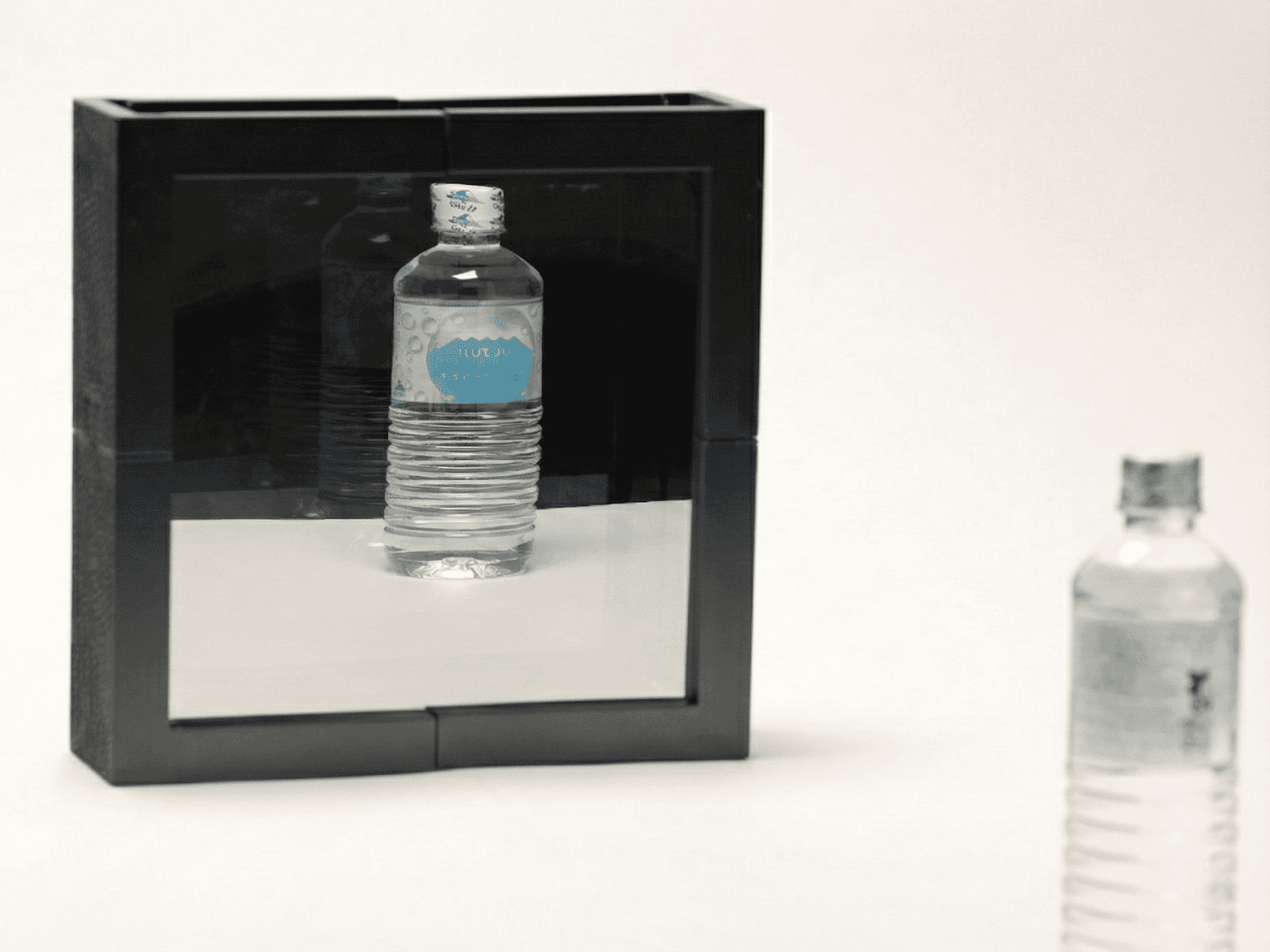 液晶ディスプレイを用いたインフィニティミラーの開発-thumb-4