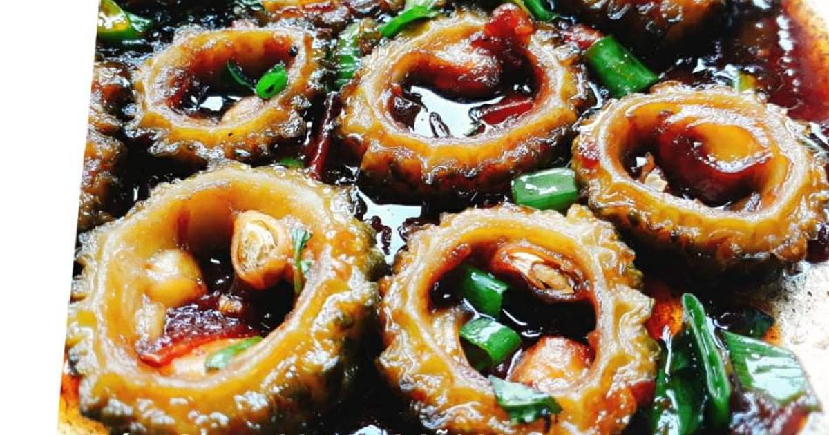 Mướp đắng sốt cà chua chay