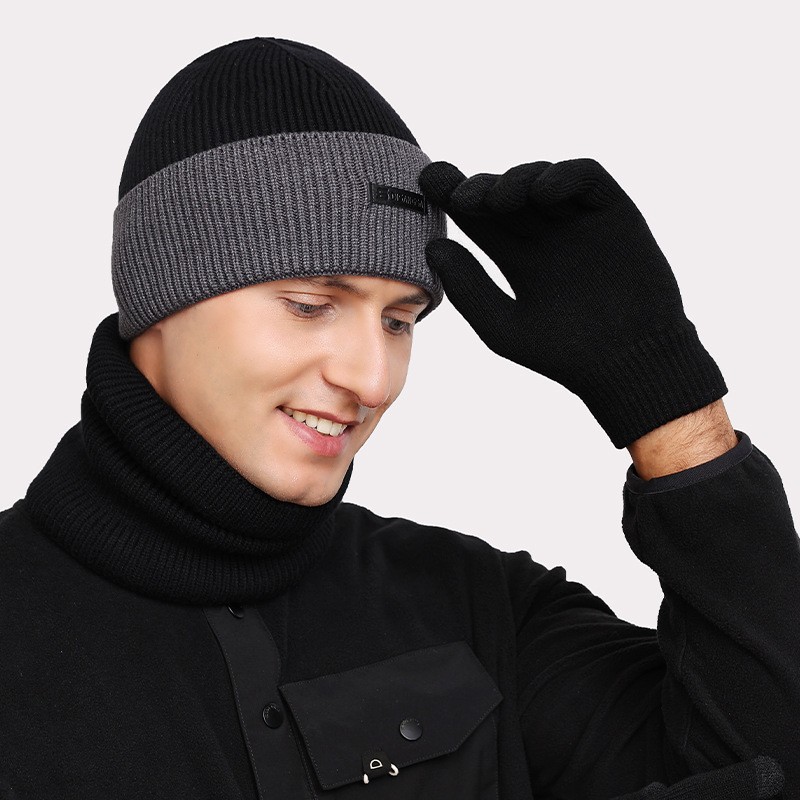 Winter knitted hat with neck protection, 2-piece set