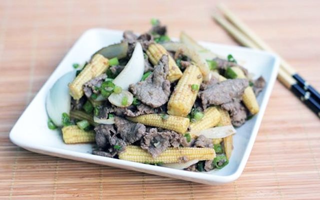 Thịt Bò Xào Bắp Non
