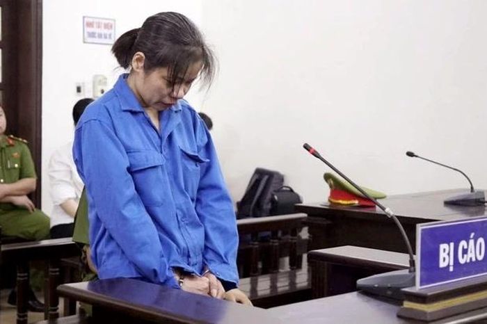 Tuyên phạt nữ giúp việc bạo hành cụ bà 82 tuổi - Đài Phát thanh và truyền hình Hà Nội