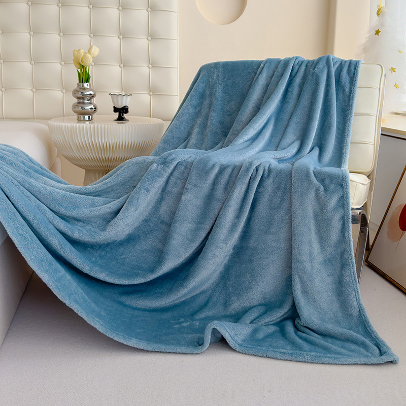 Versatile cuddly blanket made of soft polyester