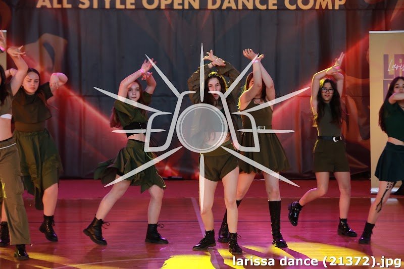 larissa dance (21372).jpg