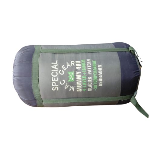 SLEEPING BAG WITH INNER OUTER