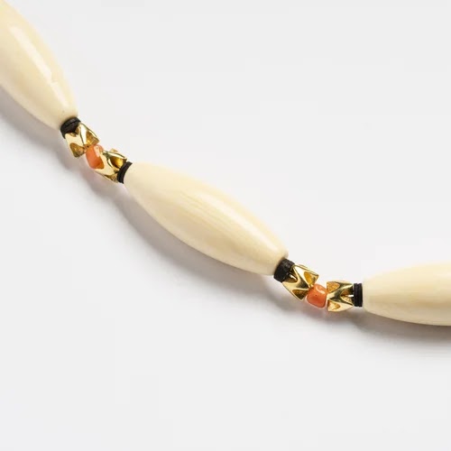 Колье KARL TAGUA
