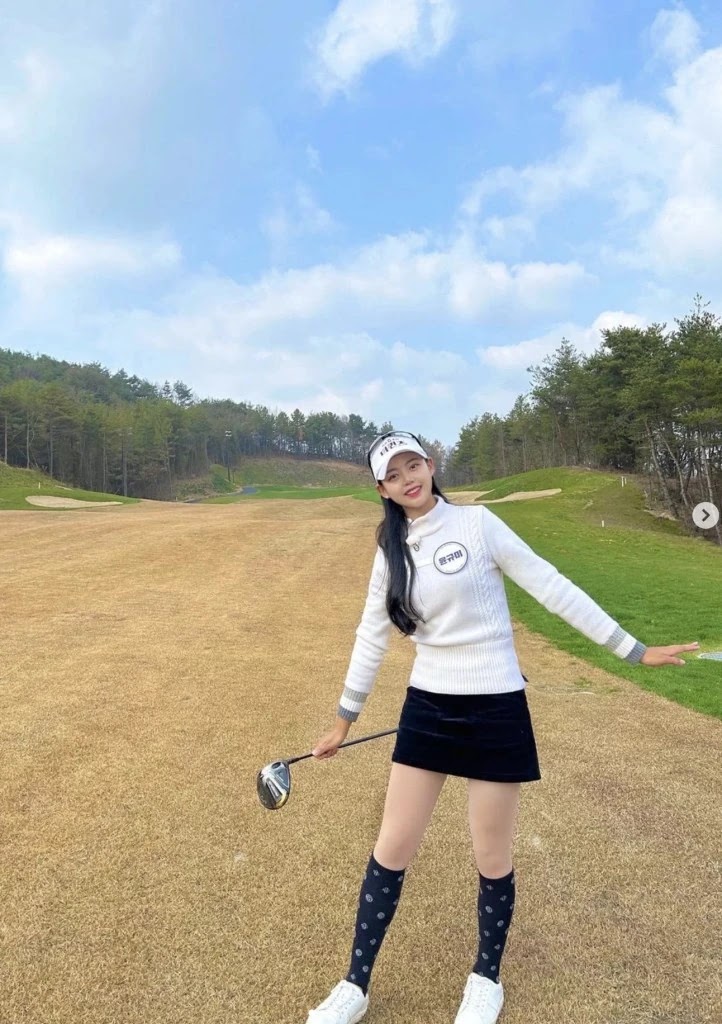윤규미 프로 프로필 필드에서