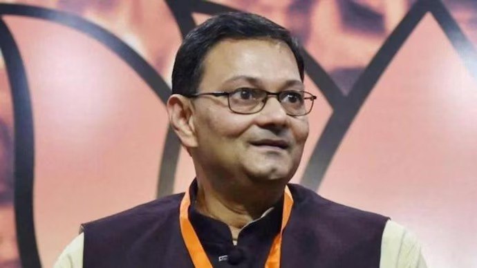 Netaji’s Grandnephew Chandra Kumar Bose Quits TMC