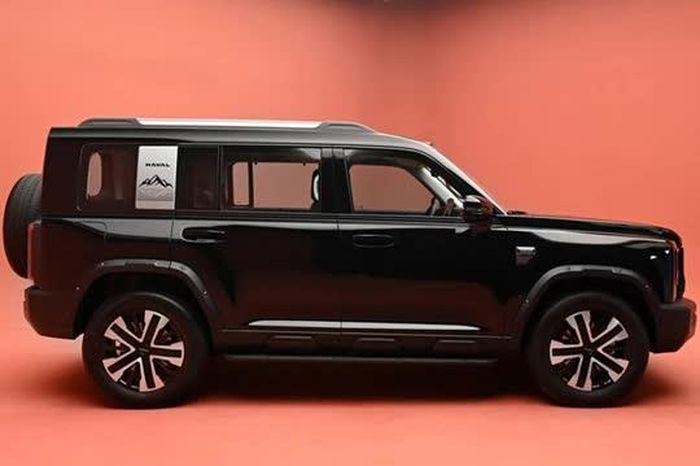 SUV 7 chỗ, động cơ PHEV, công suất 443 mã lực, giá hơn 730 triệu đồng - Tạp chí Doanh Nghiệp Việt Nam